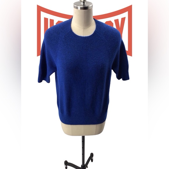 Vince Camuto Men's Vibrant Blue Crewneck Sweater